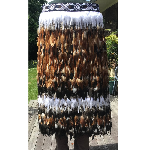 Ruru Matua Korowai