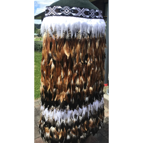 Ruru Matua Korowai